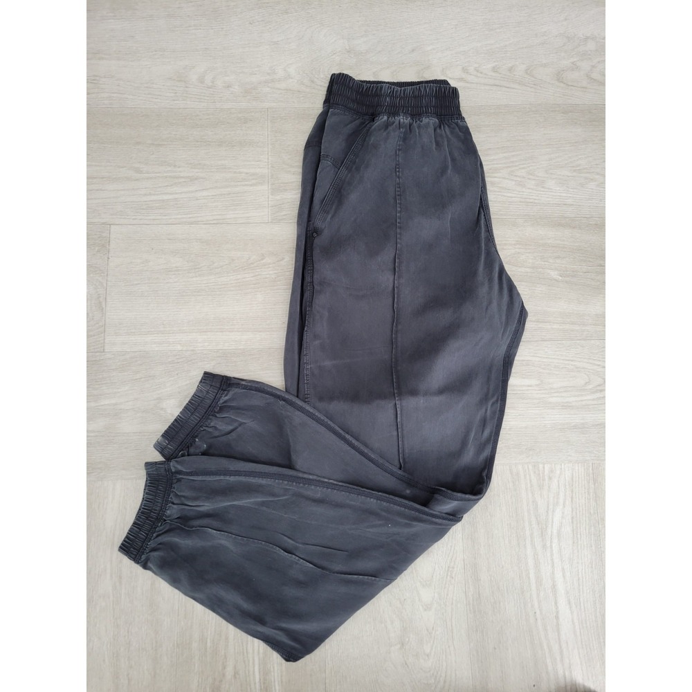 Lululemon Track Pants Women's Size 8 Black‎
